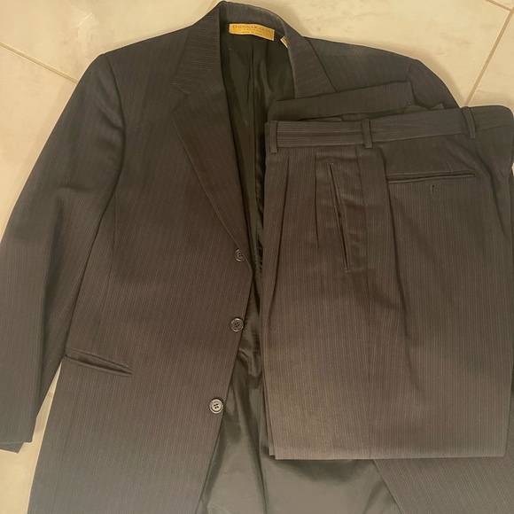 Mens Striped Suit - Picture 1 of 2